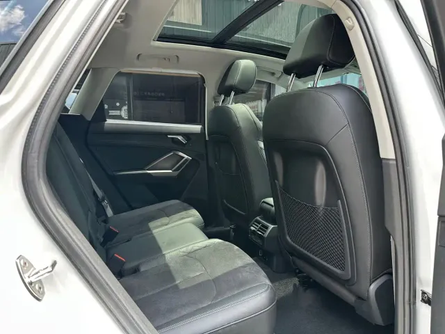 Audi Q3 — Фото автомобиля 10