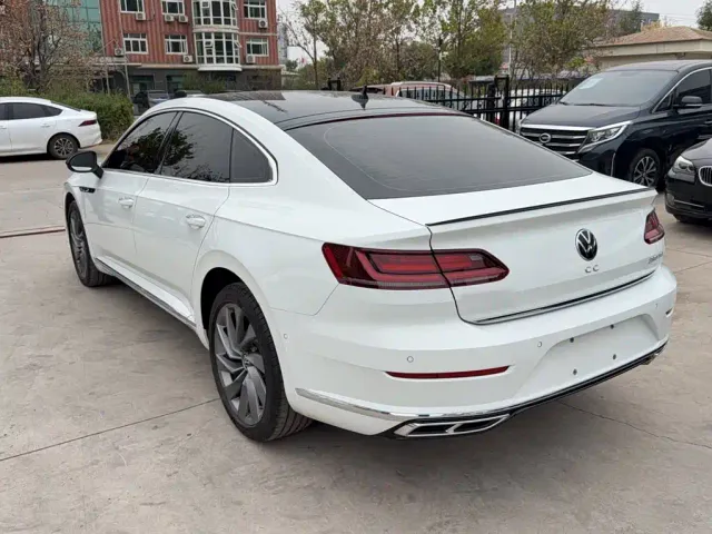 Volkswagen CC — Фото автомобиля 8