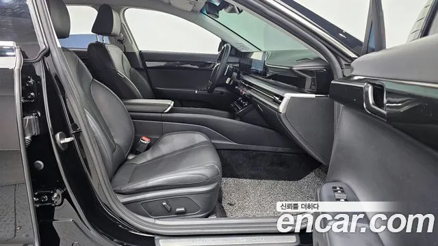 Hyundai Grandeur Grandeur (GN7) 2.5 Бензин 2WD — Фото автомобиля 10