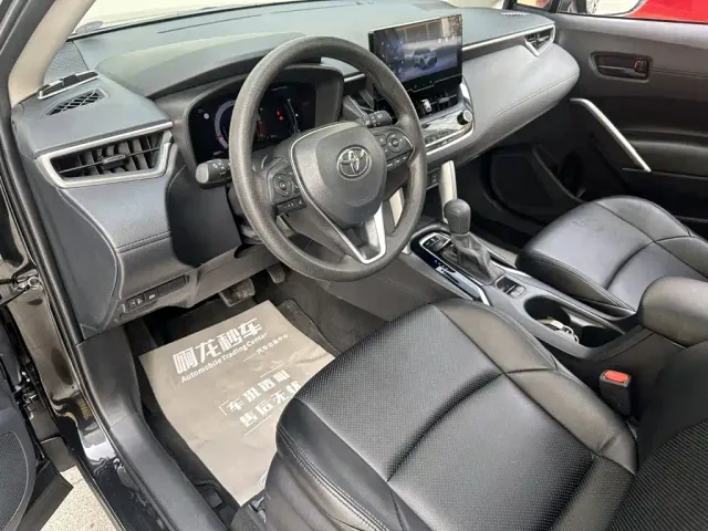 Toyota Frontlander — Фото автомобиля 8