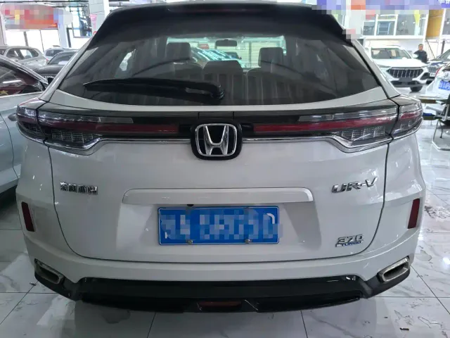 Honda UR-V — Фото автомобиля 5