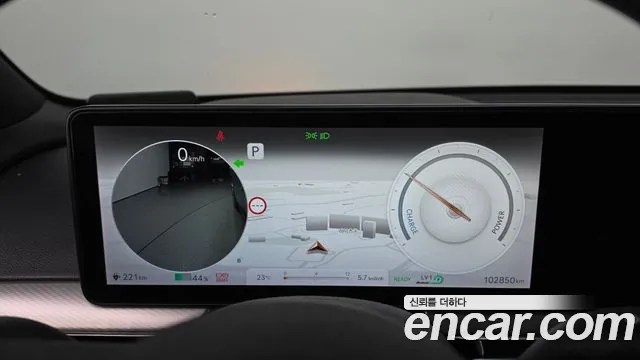 Genesis GV60 — Фото автомобиля 8