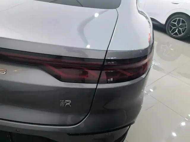 BYD Han — Фото автомобиля 7