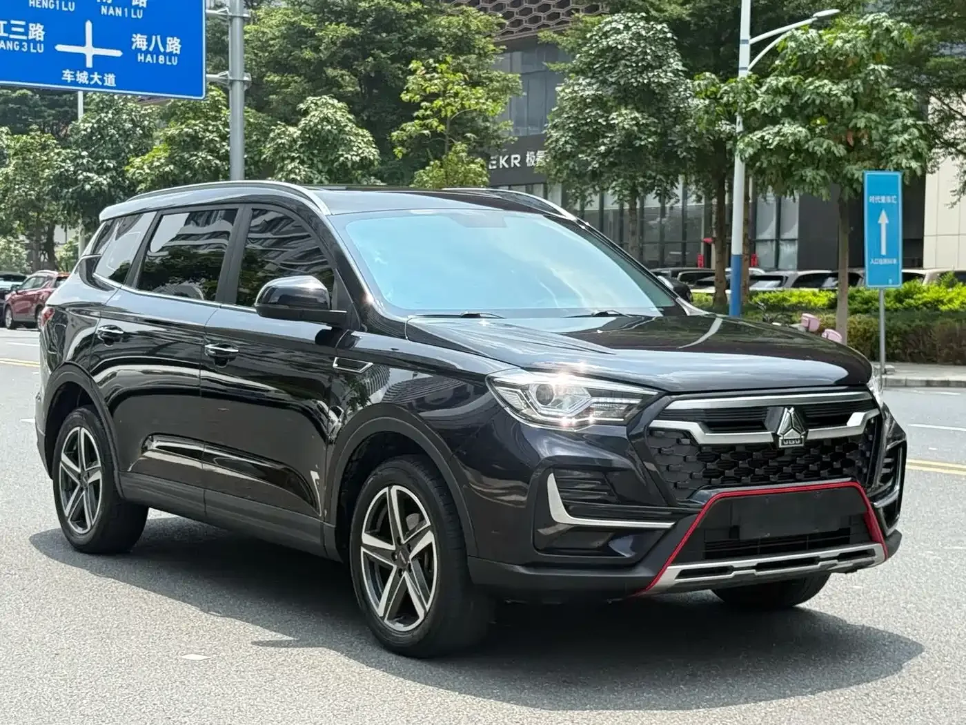 Sinotruk VGV VGV U70Pro 2022 1.5T Automatic Comfort Edition 7-seater — Фото автомобиля 3