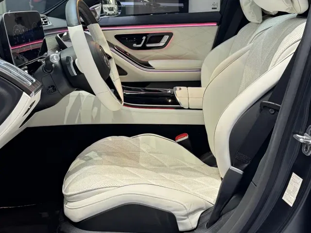 Mercedes-Benz Maybach S-Class — Фото автомобиля 16