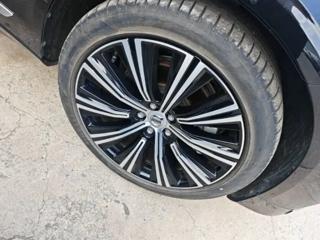 Volvo S90 — Фото автомобиля 11