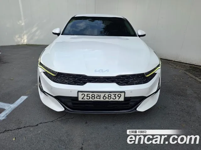 Фотография автомобиля — Kia K5