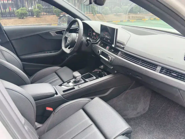 Audi A4L — Фото автомобиля 7