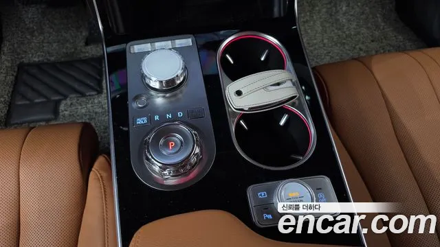 Genesis GV80 — Фото автомобиля 9
