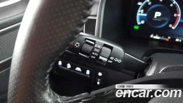 KG_Mobility_Ssangyong Rexton Новый Rexton Sport Дизель 2.2 4WD — Фото автомобиля 29
