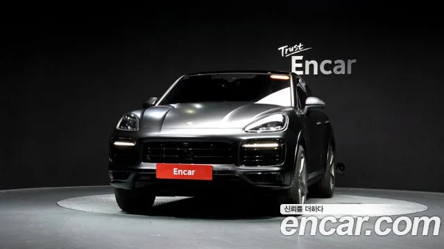 Porsche Cayenne — Фото автомобиля 3