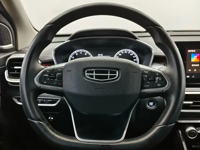 Geely Binyue — Фото автомобиля 12