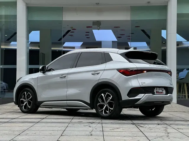 BYD Yuan PLUS — Фото автомобиля 4