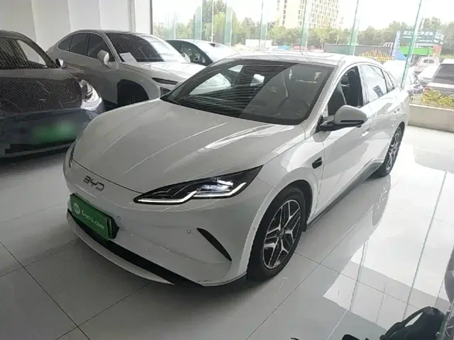 Фотография автомобиля — BYD Seal 06
