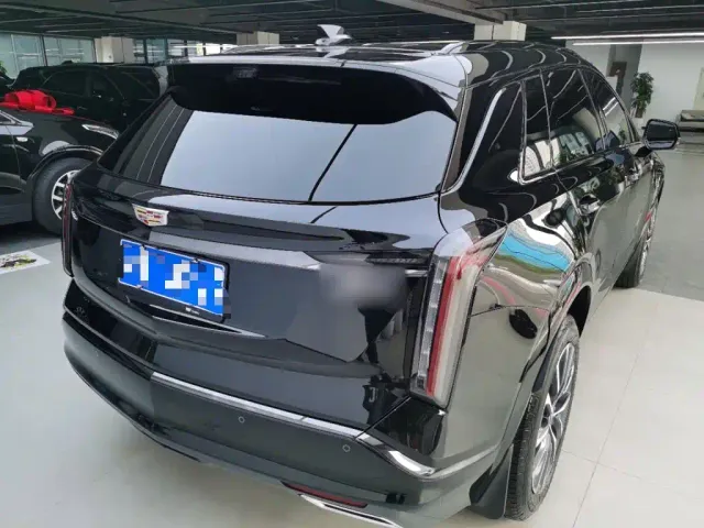 Cadillac XT5 — Фото автомобиля 7