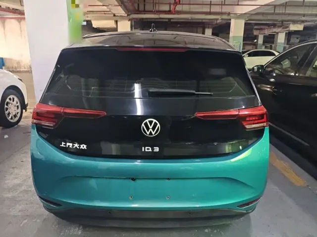 Volkswagen ID.3 — Фото автомобиля 6