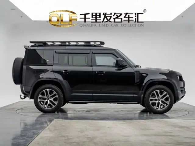 Land Rover Defender — Фото автомобиля 4