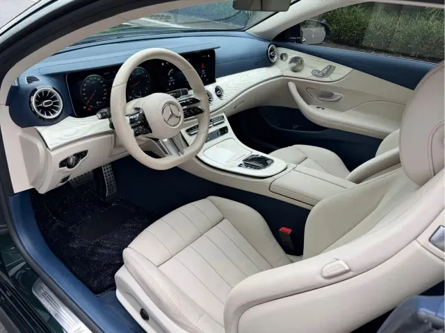 Mercedes-Benz E-Class — Фото автомобиля 6