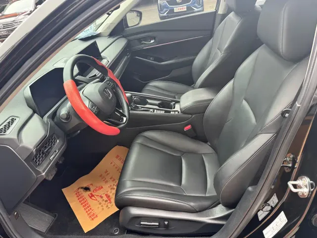 Honda Accord — Фото автомобиля 6