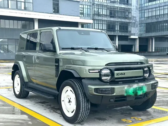iCAR V23 — Фото автомобиля 3