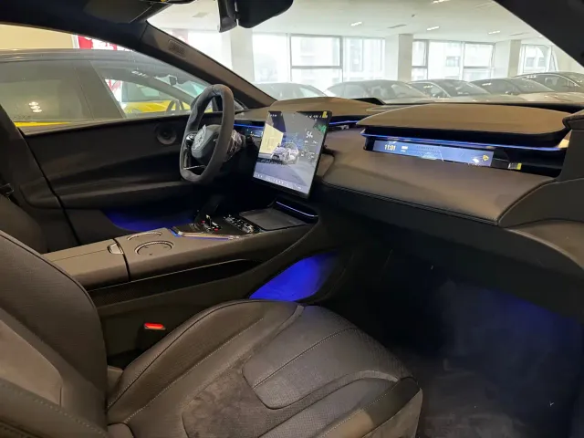 Lotus Emeya — Фото автомобиля 12