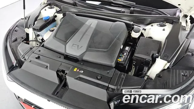 Kia EV6 — Фото автомобиля 5