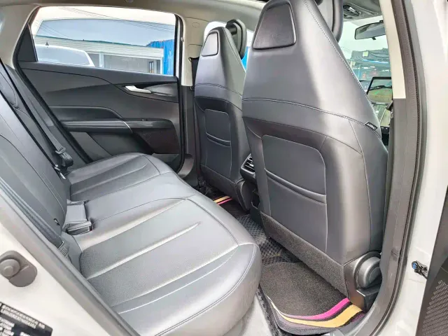 Changan Lamore — Фото автомобиля 12