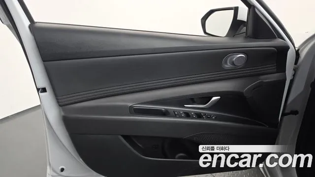 Hyundai Avante CN7 — Фото автомобиля 13