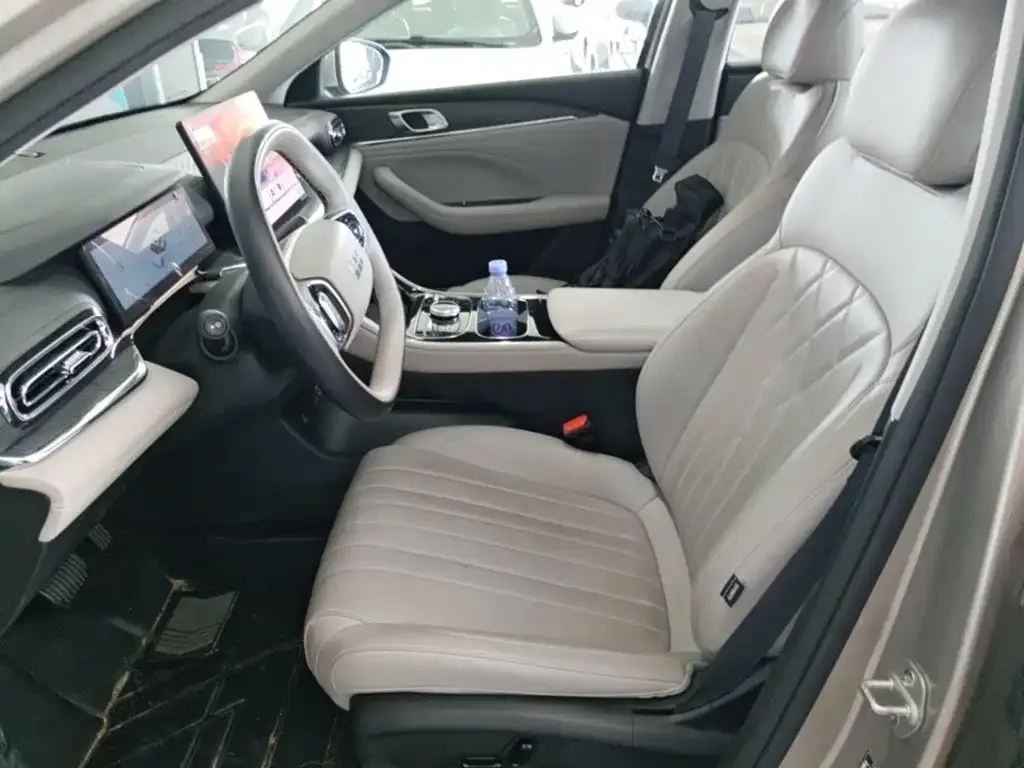Geely Galaxy Galaxy Stellar 6 2025 Base Version — Фото автомобиля 14