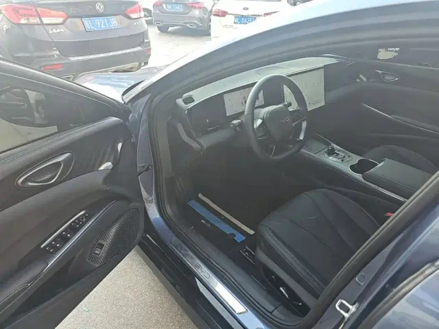 BYD Seal — Фото автомобиля 18