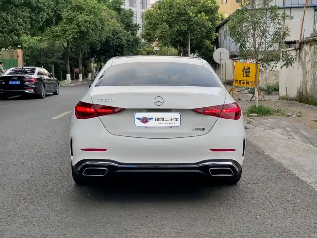 Mercedes-Benz C-Class — Фото автомобиля 5