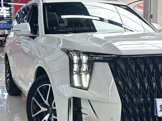 GAC Trumpchi GS8 — Фото автомобиля 6
