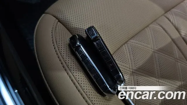 Kia Sorento Sorento 4-е поколение Бензин 2.5T 4WD — Фото автомобиля 6
