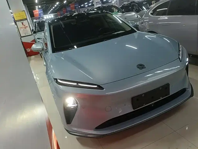 Nio ET5 — Фото автомобиля 3