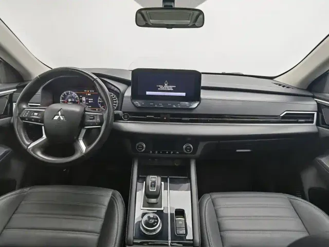 Mitsubishi Outlander — Фото автомобиля 5