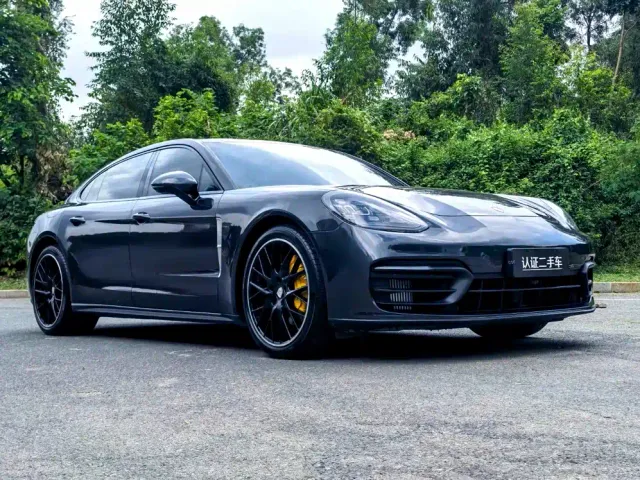 Porsche Panamera — Фото автомобиля 3