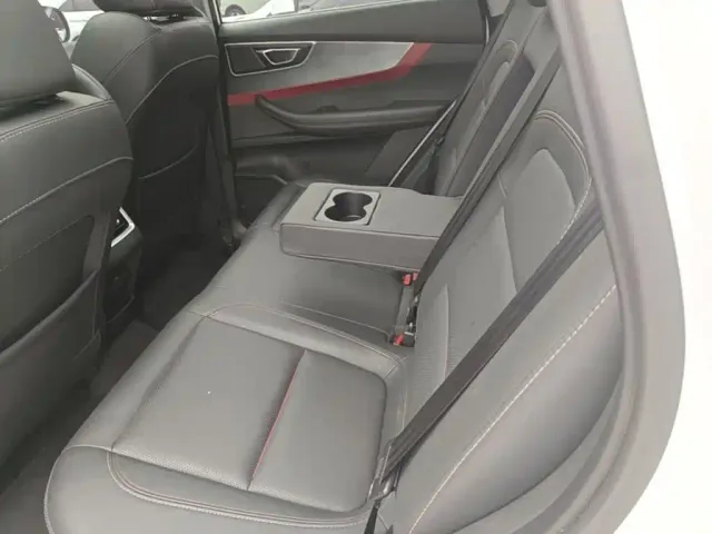 Chery Tiggo 7 — Фото автомобиля 16