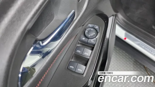 ChevroletGMDaewoo Trax Trax Кроссовер — Фото автомобиля 11