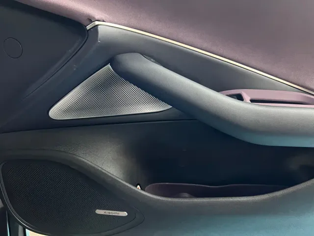 Xiaomi SU7 — Фото автомобиля 16