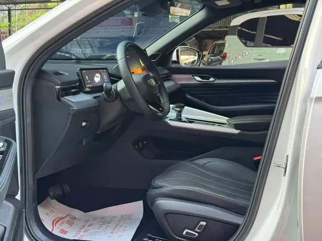 Geely Xingrui — Фото автомобиля 4