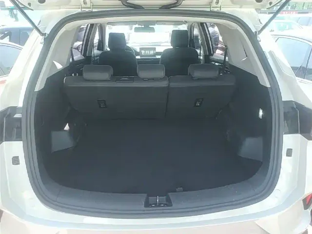 Wuling Asta — Фото автомобиля 17