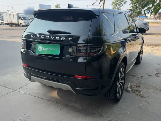 Land Rover Discovery Sport — Фото автомобиля 8