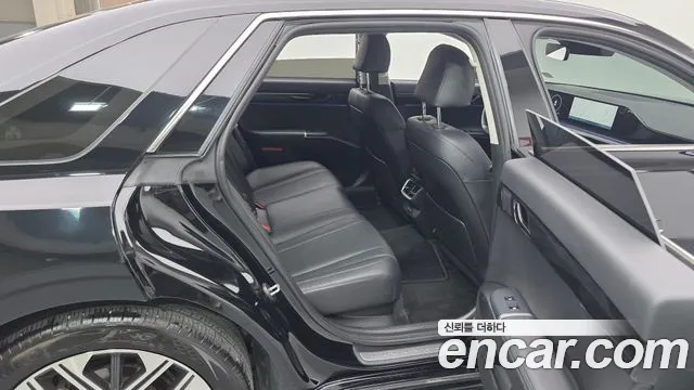 Hyundai Grandeur GN7 — Фото автомобиля 11