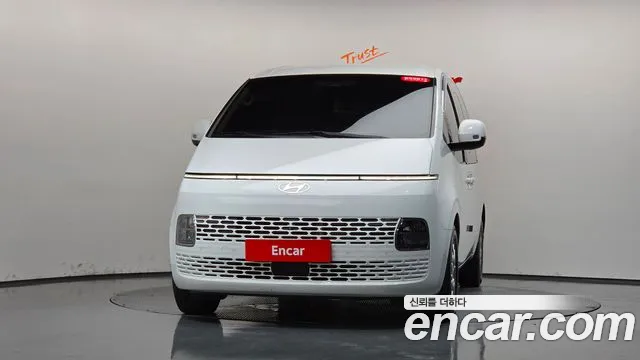 Hyundai Staria — Фото автомобиля 2