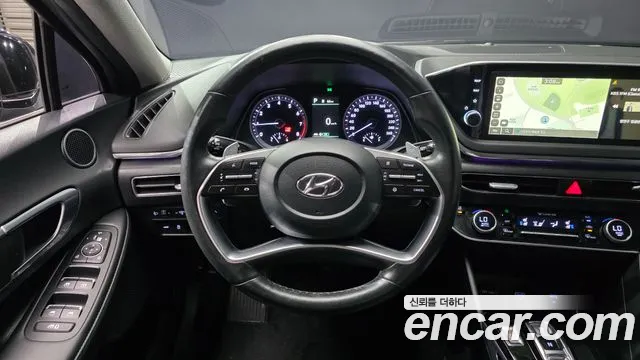 Hyundai Sonata — Фото автомобиля 13