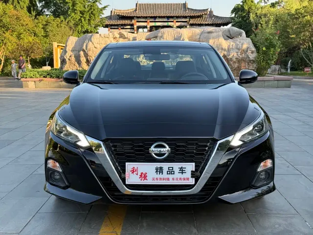 Nissan Teana — Фото автомобиля 2