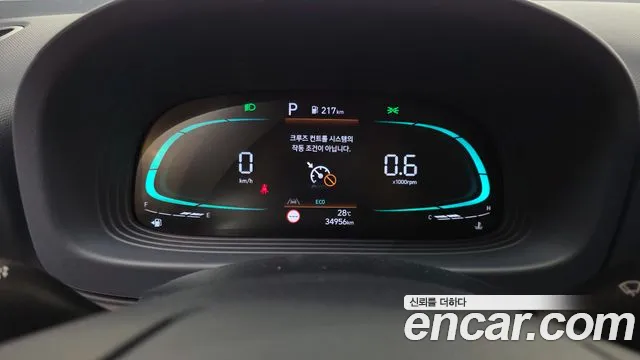 Hyundai Venue — Фото автомобиля 8