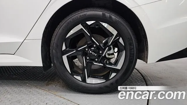 Kia K5 3rd Gen — Фото автомобиля 6