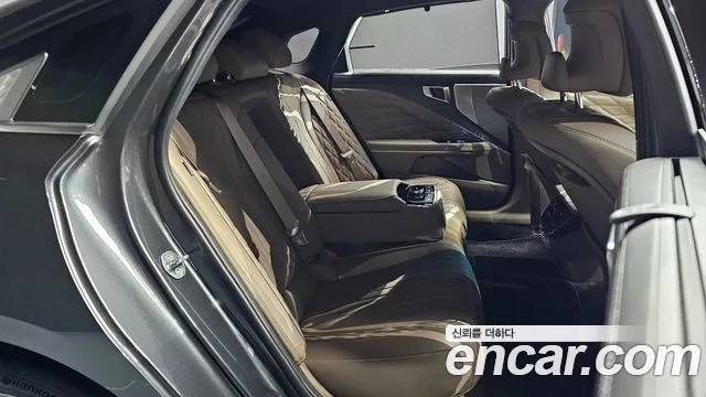 Kia K8 3.5 Бензин 4WD — Фото автомобиля 12