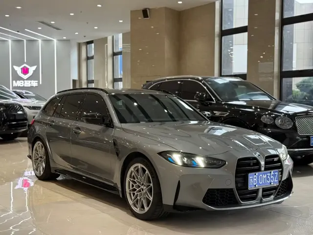 BMW M3 — Фото автомобиля 3